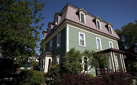 Le Pleasant Hôtel&Café